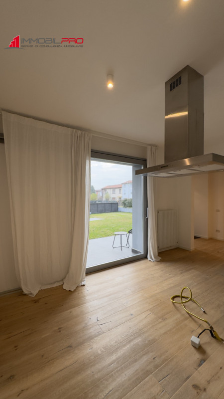 In una delle zone residenziali più apprezzate di Zanè (VI) proponiamo appartamento bicamere al pi...