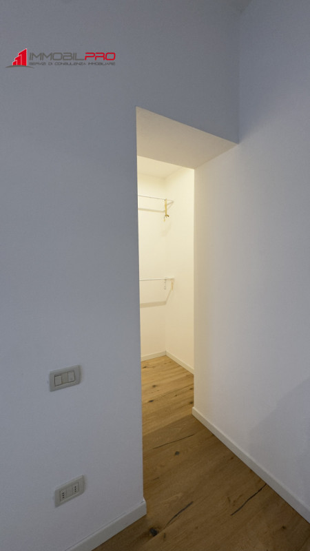 In una delle zone residenziali più apprezzate di Zanè (VI) proponiamo appartamento bicamere al pi...