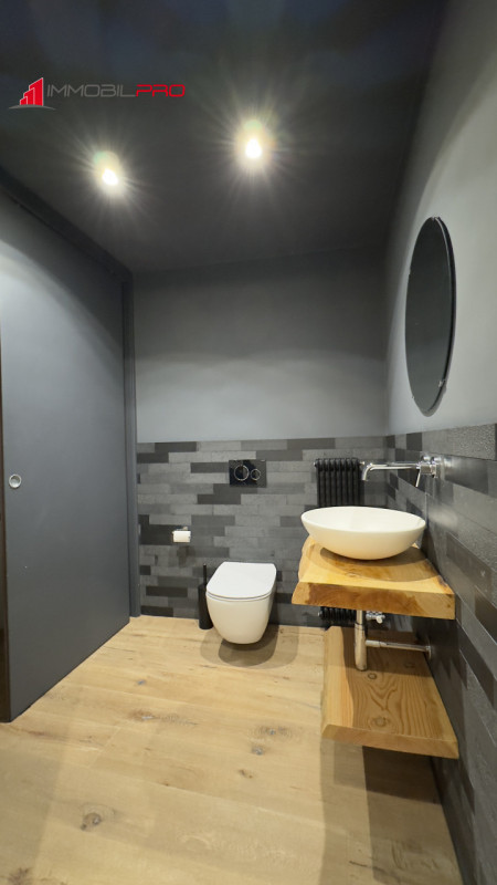 In una delle zone residenziali più apprezzate di Zanè (VI) proponiamo appartamento bicamere al pi...