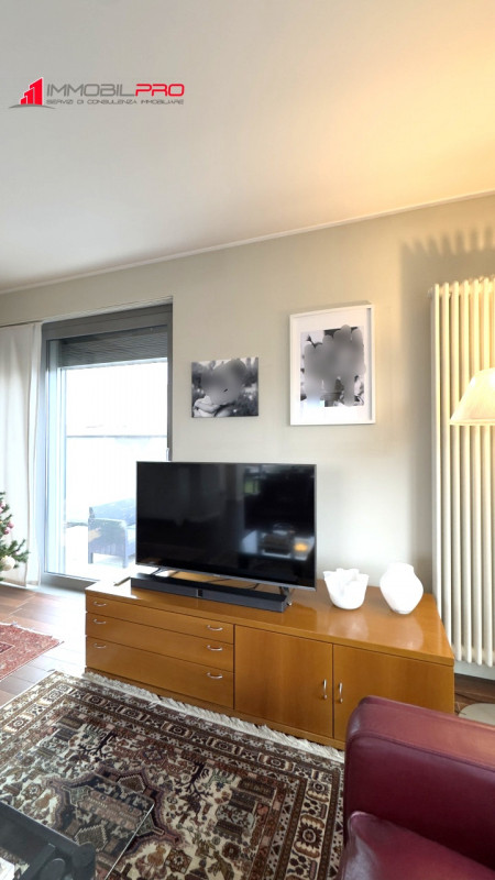 Nel cuore di Zanè (VI) proponiamo una soluzione residenziale introvabile: un appartamento duplex ...