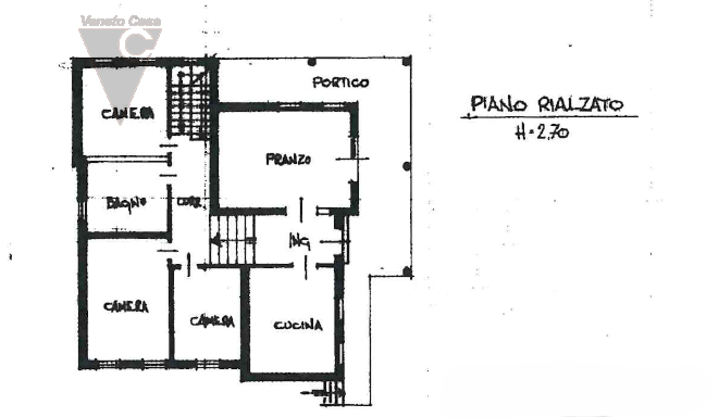 Nel cuore tranquillo di Cona proponiamo in vendita un villino di prestigio di circa 187 mq, una c...