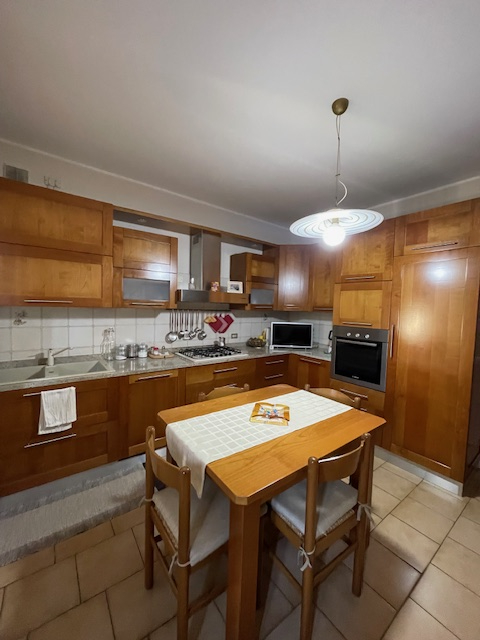 Cittadella vendesi casa singola con giardino di circa 1300 mq con impianto di irrigazione e robot...