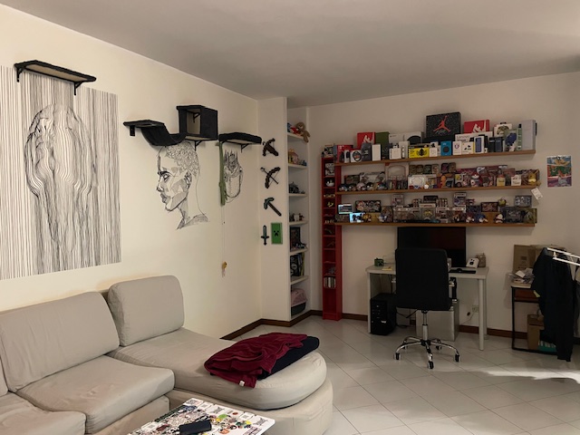 Oggi vi proponiamo un appartamento sito a Fossò in contesto unico per comodità a tutti i servizi ...