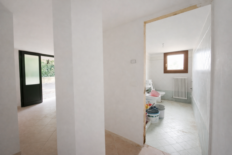 Scopri un'opportunità unica nel cuore della zona residenziale di Guizza, a Padova. Proponiamo in ...