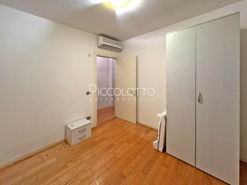 Rif. A5419 - Montebelluna, in privilegiata posizione centrale, appartamento in affitto in grazios...