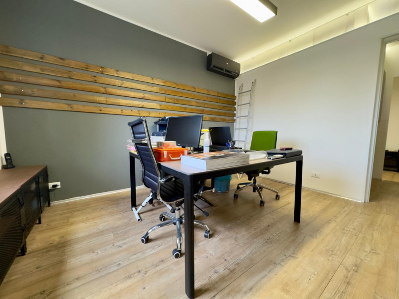 In zona Tencarola, in contesto tranquillo e ben organizzato, comodo al capolinea dell’autobus n. ...