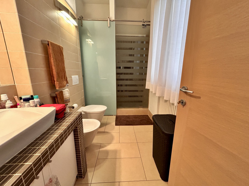 In una delle zone più richieste di Vicenza, a pochissimi passi dal centro storico e comodamente s...