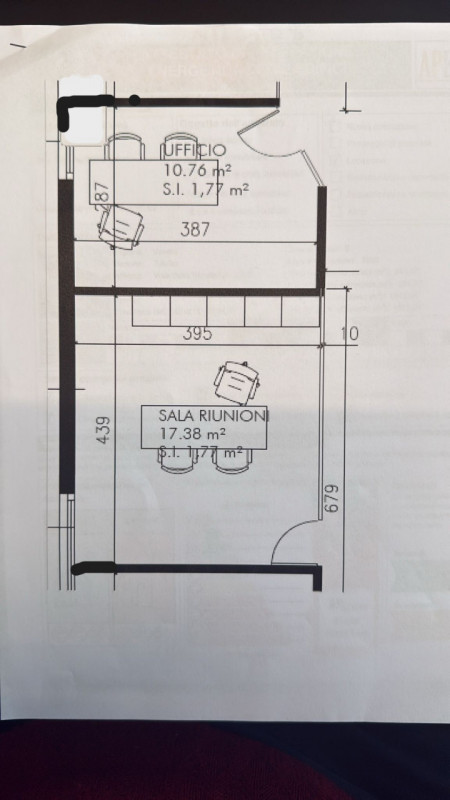 Proponiamo ufficio di circa 10.5 mq situato su strada ad alta visibilità e forte passaggio, ideal...