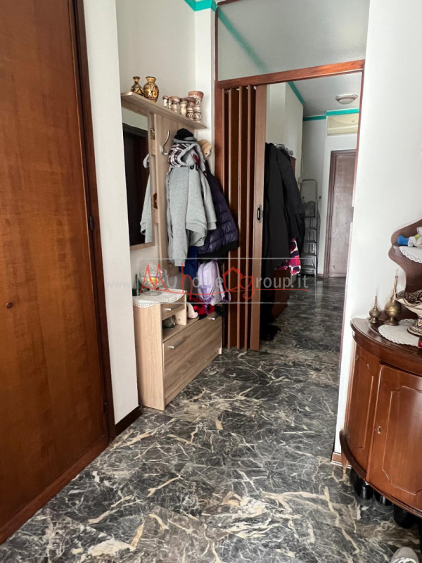 CASELLE - (Rif.A053-s) - PER INVESTIMENTO APPARTAMENTO OCCUPATO - NON LIBERO MA AFFITTATO - In un...