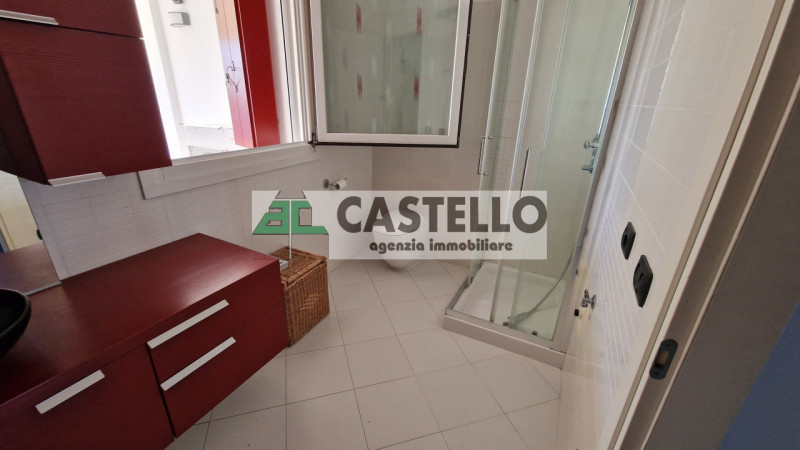 Campodarsego zona Fiumicello, ti proponiamo una spaziosa porzione di bifamiliare già libera, pron...