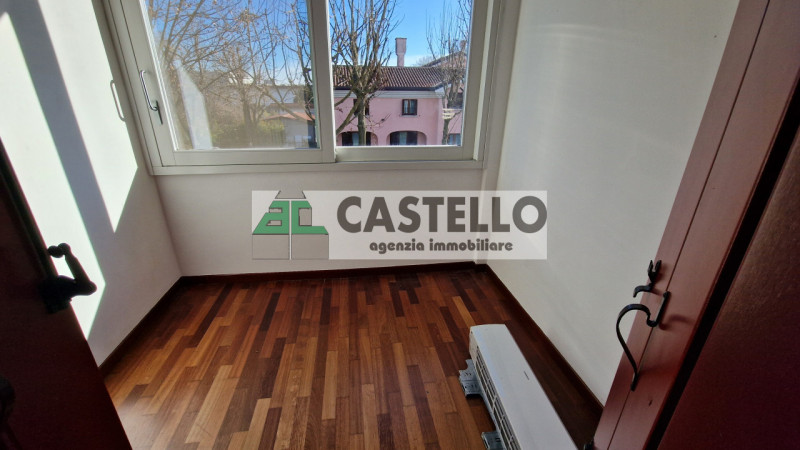 Campodarsego zona Fiumicello, ti proponiamo una spaziosa porzione di bifamiliare già libera, pron...