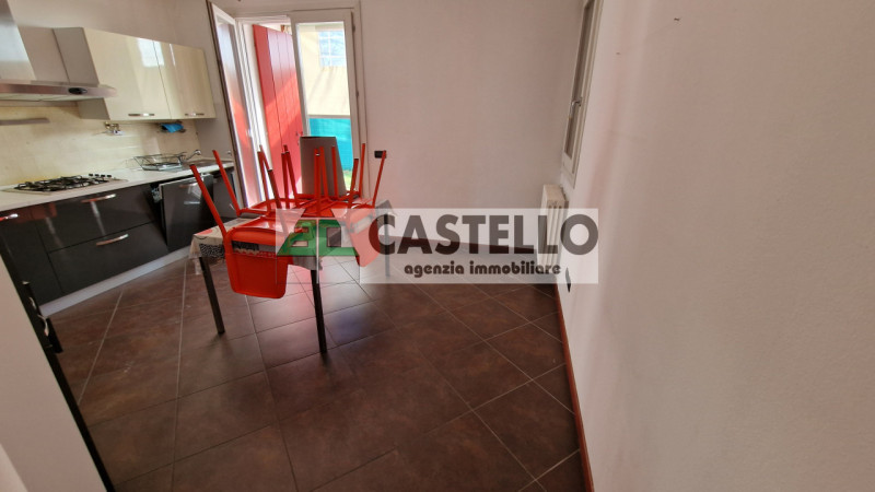 Campodarsego zona Fiumicello, ti proponiamo una spaziosa porzione di bifamiliare già libera, pron...