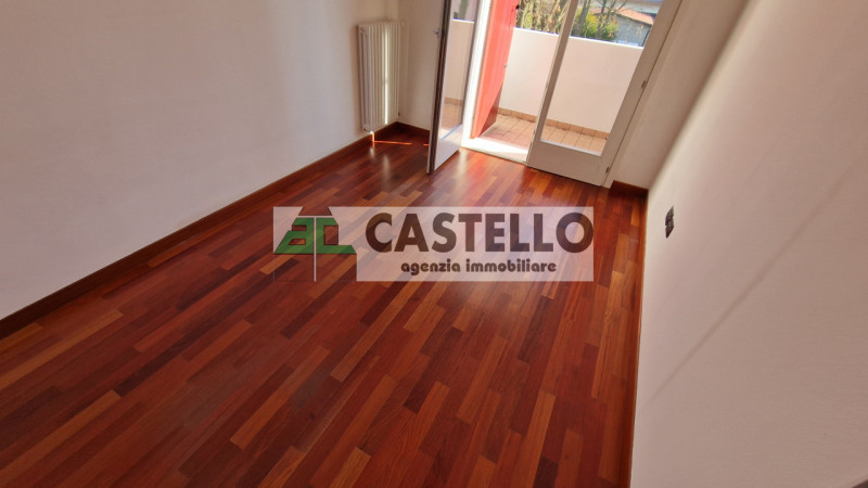 Campodarsego zona Fiumicello, ti proponiamo una spaziosa porzione di bifamiliare già libera, pron...