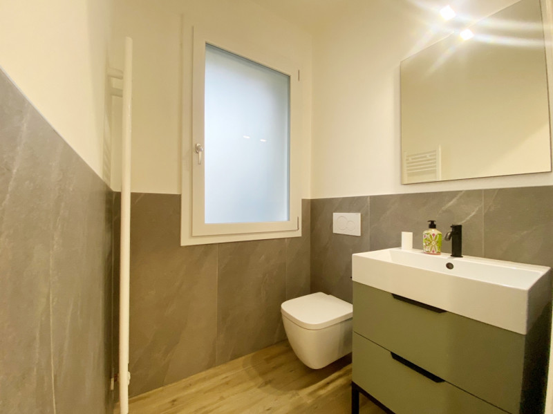 (Per INFO Mara 3481536890) A Carbonera, zona Vascon, proponiamo in vendita porzione centrale di s...