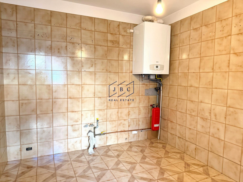 MOTTA DI LIVENZA - (TV) 
Proponiamo a Motta di Livenza una casa singola costruita a fine anni '70...