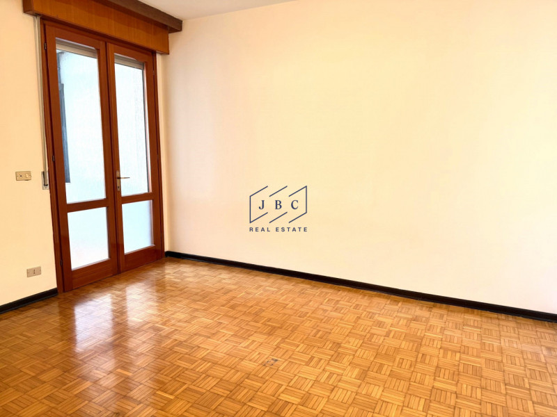 MOTTA DI LIVENZA - (TV) 
Proponiamo a Motta di Livenza una casa singola costruita a fine anni '70...