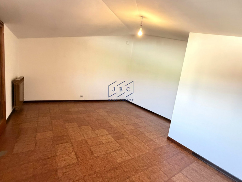 MOTTA DI LIVENZA - (TV) 
Proponiamo a Motta di Livenza una casa singola costruita a fine anni '70...