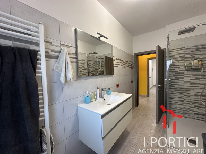 Casa al piano terra con ampio giardino – Mogliano Veneto

In zona tranquilla e residenziale di Mo...