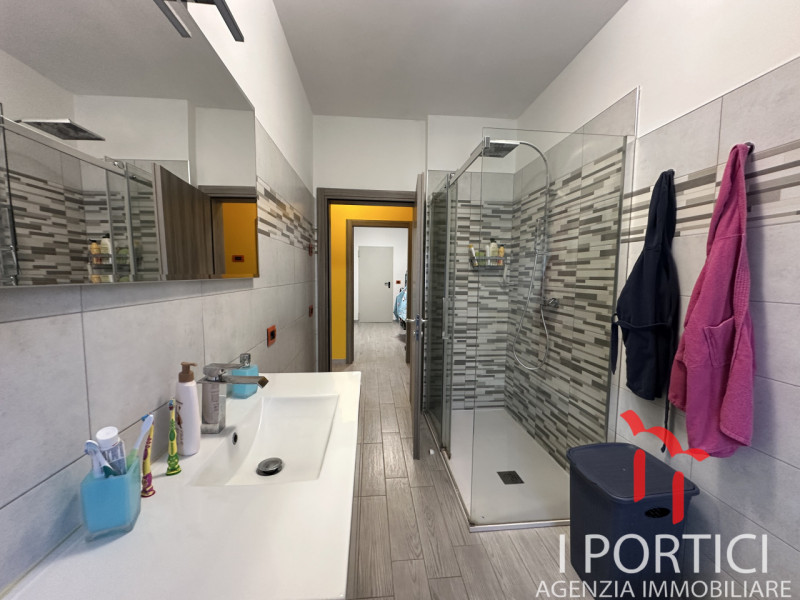 Casa al piano terra con ampio giardino – Mogliano Veneto

In zona tranquilla e residenziale di Mo...