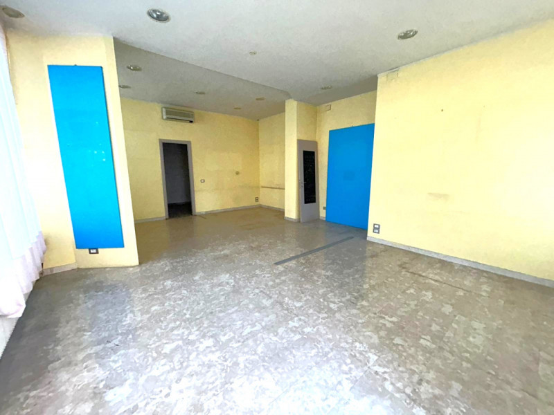 VIALE FRAMARIN

Inserito in una zona comoda a tutti i principali servizi e a pochi minuti dal cen...