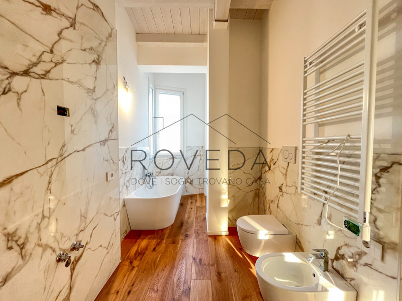 TREVISO - FUORI MURA

RIFERIMENTO: TV33

l'indirizzo indicato non corrispondere alla reale ubicaz...