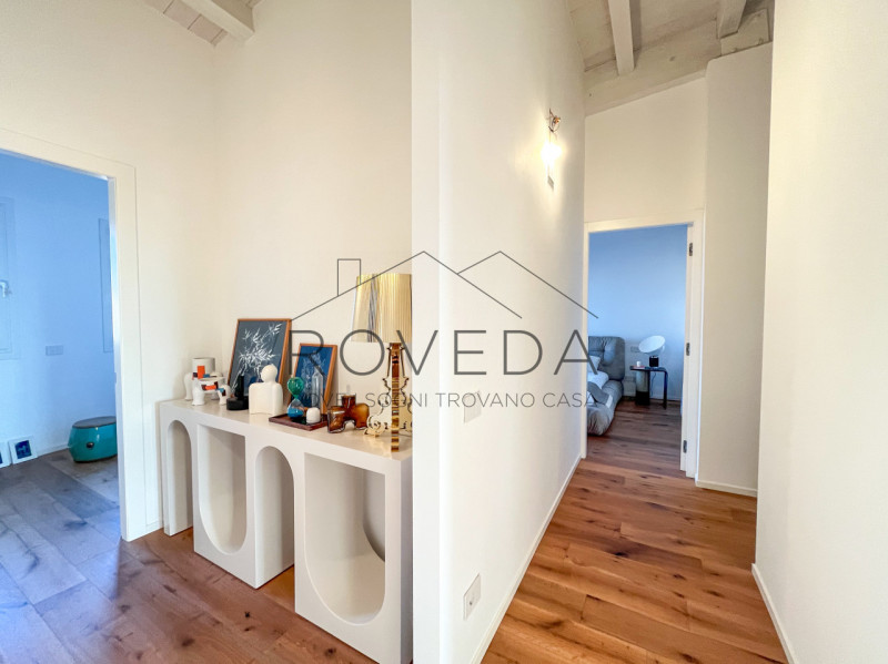 TREVISO - FUORI MURA

RIFERIMENTO: TV33

l'indirizzo indicato non corrispondere alla reale ubicaz...