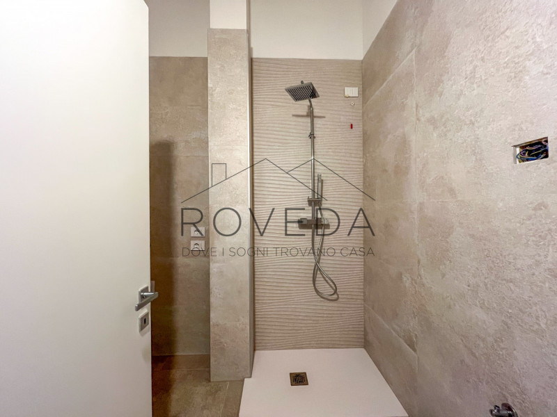 TREVISO - FUORI MURA

RIFERIMENTO: TV33

l'indirizzo indicato non corrispondere alla reale ubicaz...