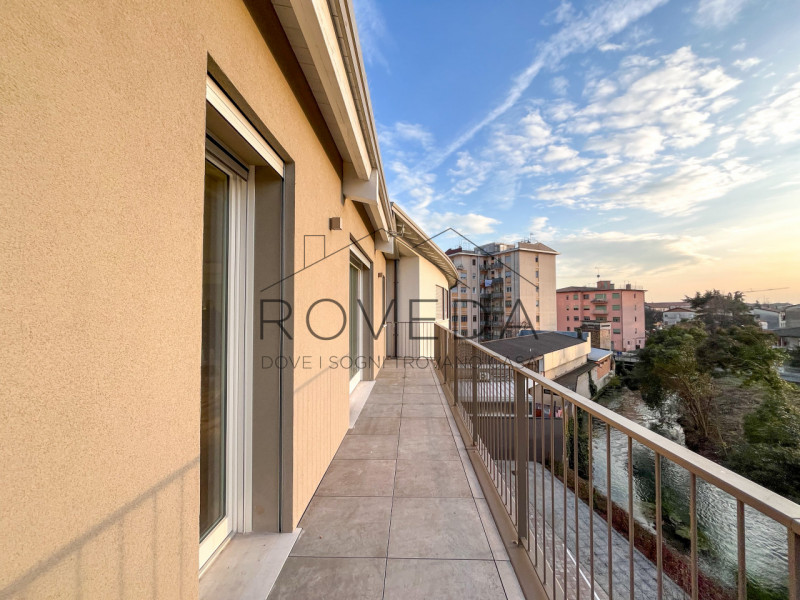 TREVISO - FUORI MURA

RIFERIMENTO: TV32

l'indirizzo indicato non corrispondere alla reale ubicaz...