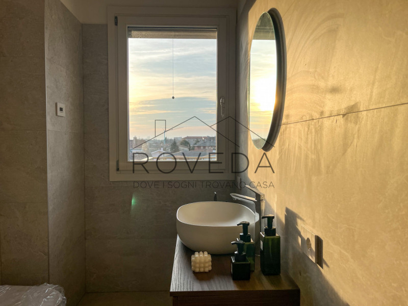 TREVISO - FUORI MURA

RIFERIMENTO: TV32

l'indirizzo indicato non corrispondere alla reale ubicaz...