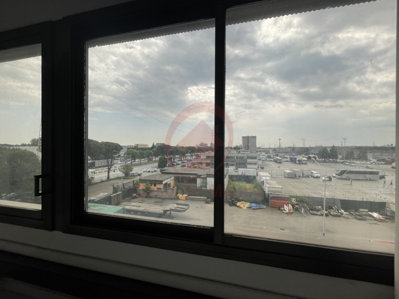 PADOVA EST CORSO STATI UNITI - rif. C112: Casa su Misura ha il piacere di proporVi questo ufficio...