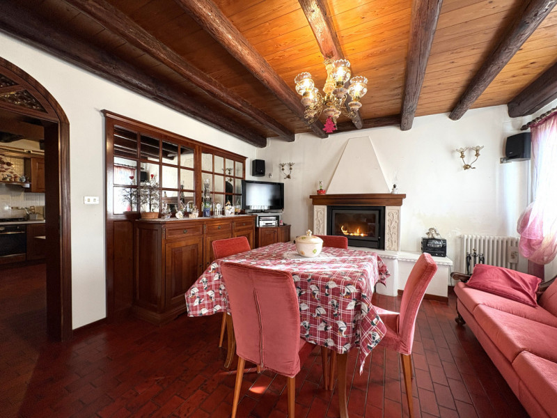 PLV268 - Polverara - Proponiamo in vendita a Polverara una casa singola degli anni Sessanta, dal ...