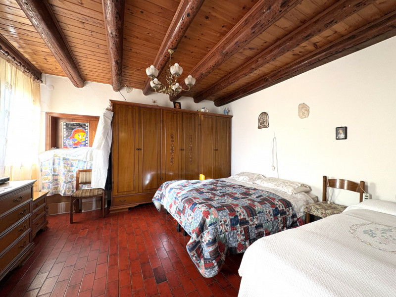 PLV268 - Polverara - Proponiamo in vendita a Polverara una casa singola degli anni Sessanta, dal ...