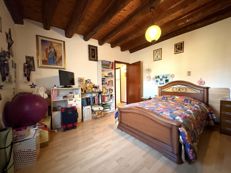 PLV268 - Polverara - Proponiamo in vendita a Polverara una casa singola degli anni Sessanta, dal ...