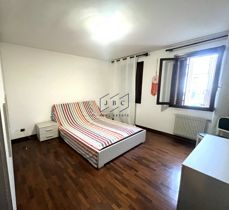 SAN BIAGIO DI CALLALTA - (TV)
Nel cuore di Olmi, un tranquillo e affascinante quartiere che offre...