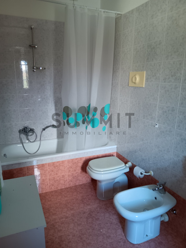 Schio - località Proe di Sopra - MINIAPPARTAMENTO arredato con ampio garage singolo e terrazzo. C...