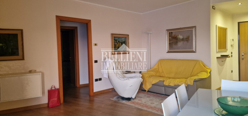 BORGO CASALE - Vendesi affascinante appartamento situato nel  quartiere di Borgo Casale, a pochi ...