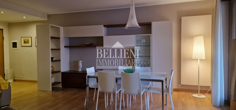 BORGO CASALE - Vendesi affascinante appartamento situato nel  quartiere di Borgo Casale, a pochi ...