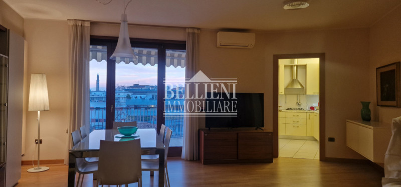 BORGO CASALE - Vendesi affascinante appartamento situato nel  quartiere di Borgo Casale, a pochi ...