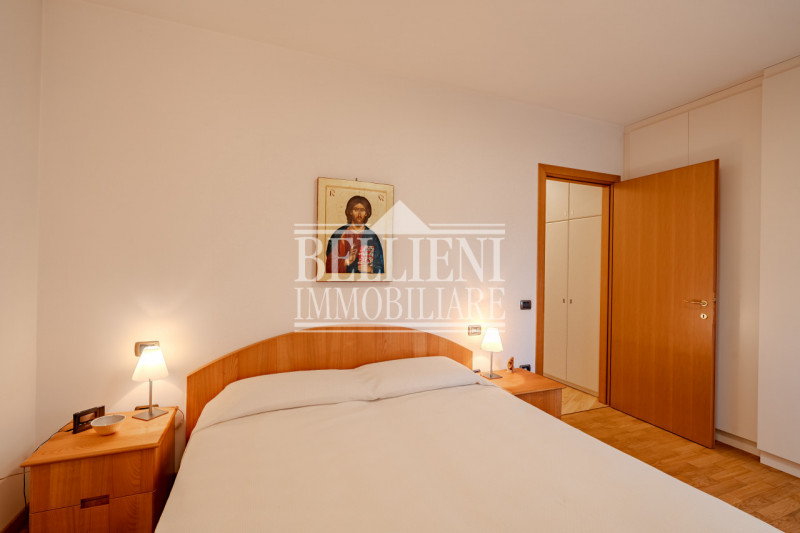 BORGO CASALE - Vendesi affascinante appartamento situato nel  quartiere di Borgo Casale, a pochi ...