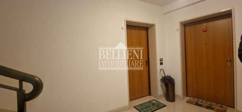 BORGO CASALE - Vendesi affascinante appartamento situato nel  quartiere di Borgo Casale, a pochi ...