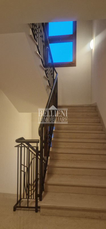 BORGO CASALE - Vendesi affascinante appartamento situato nel  quartiere di Borgo Casale, a pochi ...