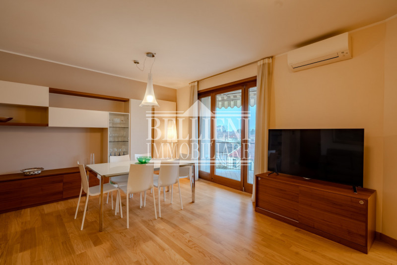 BORGO CASALE - Vendesi affascinante appartamento situato nel  quartiere di Borgo Casale, a pochi ...