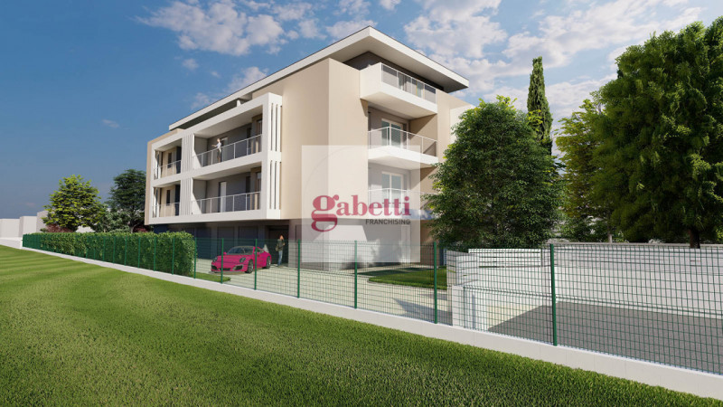 Brusegana proponiamo in contesto signorile appartamento al piano primo composto di ampia zona gio...