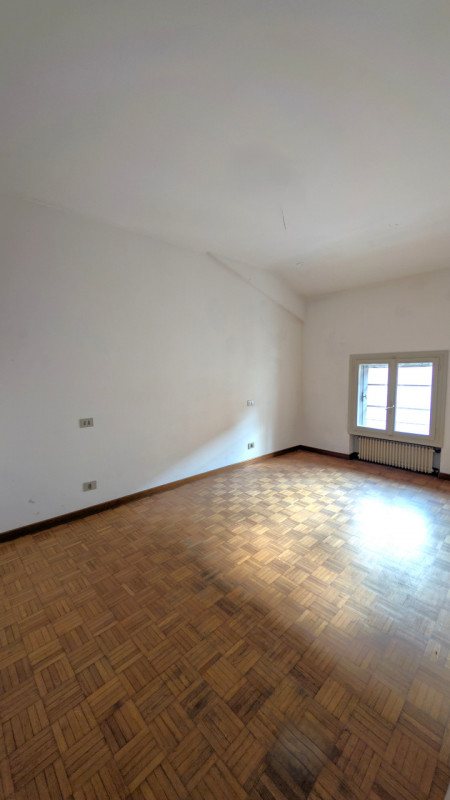 THIENE – MINIAPPARTAMENTO PANORAMICO IN CENTRO STORICO – € 64.000
Trattativa Unica Immobiliare, v...