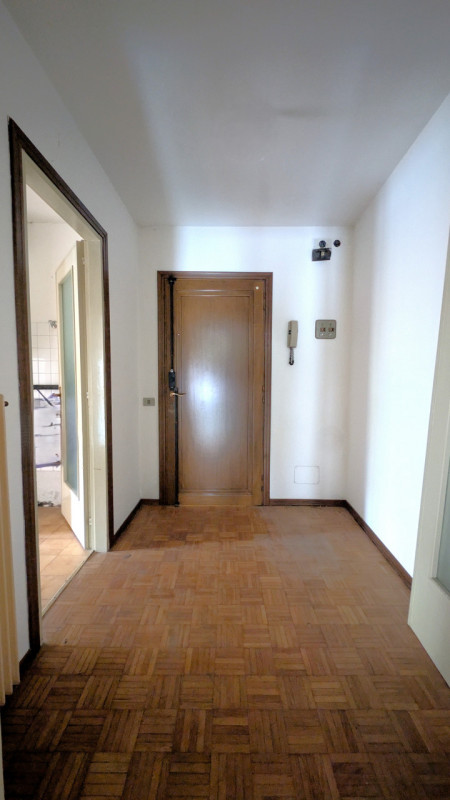 THIENE – MINIAPPARTAMENTO PANORAMICO IN CENTRO STORICO – € 64.000
Trattativa Unica Immobiliare, v...