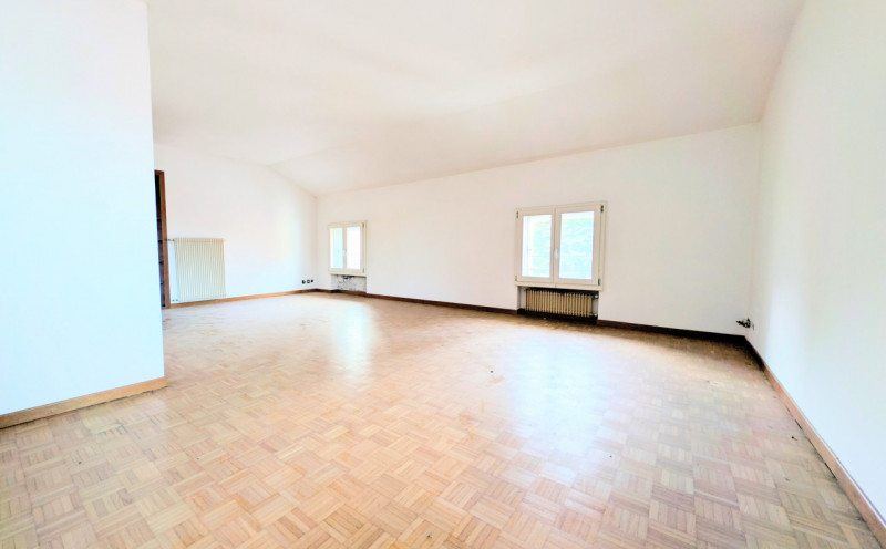 THIENE – MINIAPPARTAMENTO PANORAMICO IN CENTRO STORICO – € 74.000
Trattativa Unica Immobiliare, v...