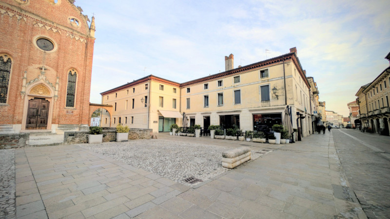 THIENE – MINIAPPARTAMENTO PANORAMICO IN CENTRO STORICO – € 74.000
Trattativa Unica Immobiliare, v...