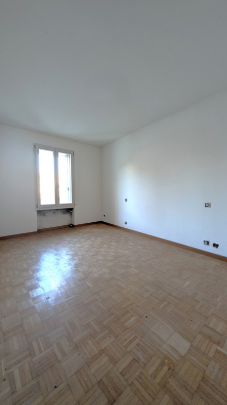 THIENE – MINIAPPARTAMENTO PANORAMICO IN CENTRO STORICO – € 74.000
Trattativa Unica Immobiliare, v...