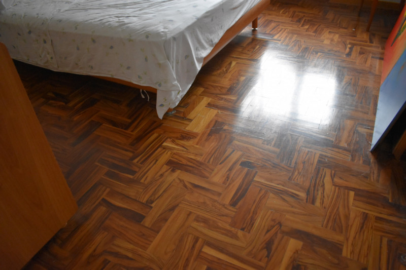 Scopri questo esclusivo appartamento situato al primo piano di un edificio con sole dieci unità, ...