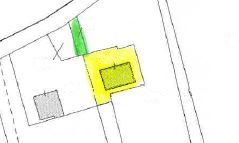 Vendesi immobile singolo allo stato grezzo DA RIPRENDERE A LIVELLO STRUTTURALE, offrendo un’inter...